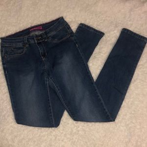 girls medium wash jeggings